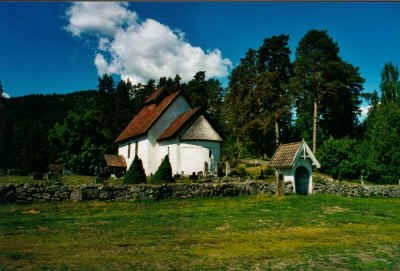 2001 06 19 I2 12 kviteseid kirke small