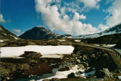 2001 06 26 I6 24 dalsnibba 1 small