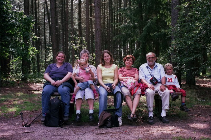 2004071005bankje