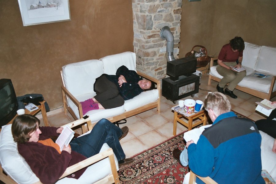 200410080135ardennenrobynasleep2
