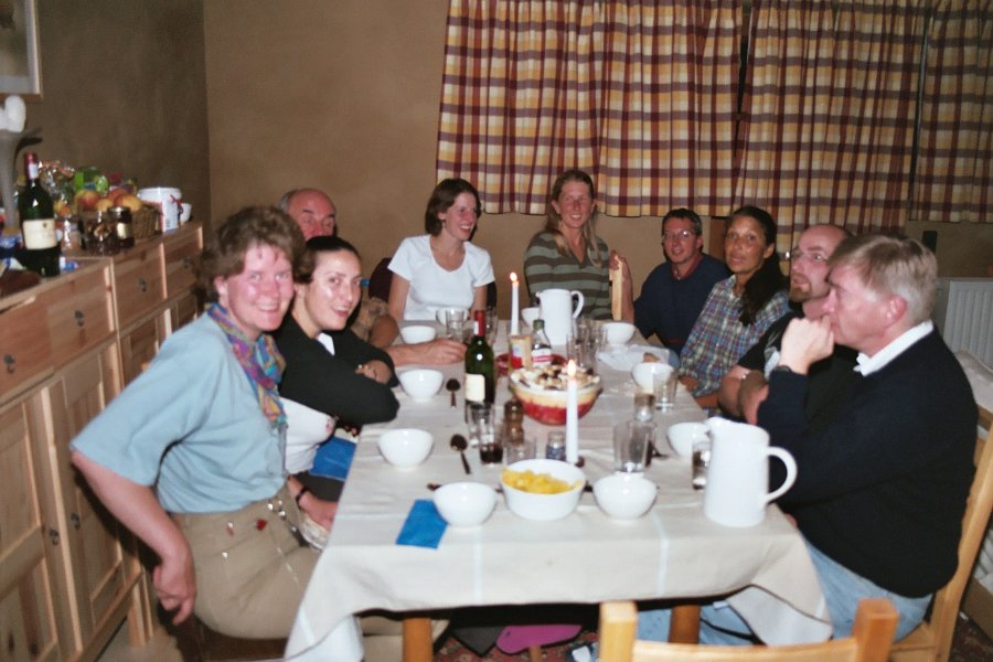 200410090223ardennendinner3