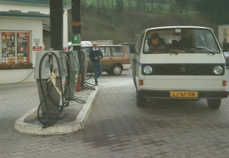 1989luxauto